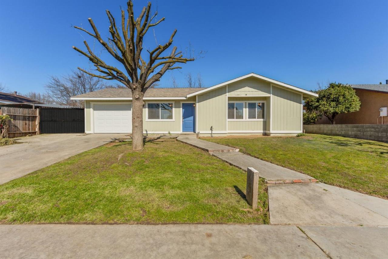 2622 Dennis Drive - Photo 1