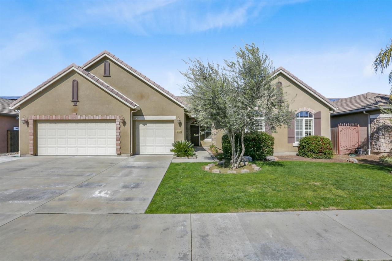 2738 Tyler Avenue - Photo 1