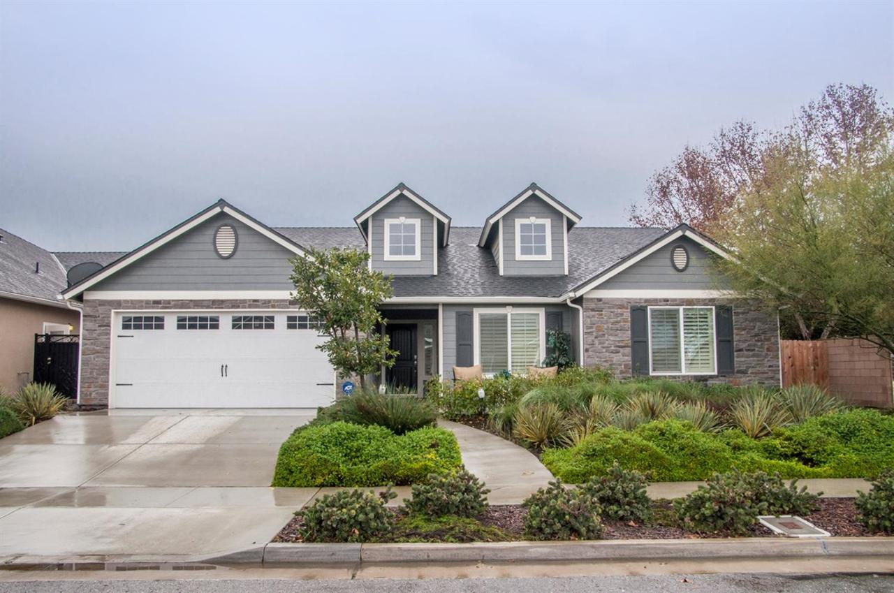 2411 Seaside Avenue - Photo 1