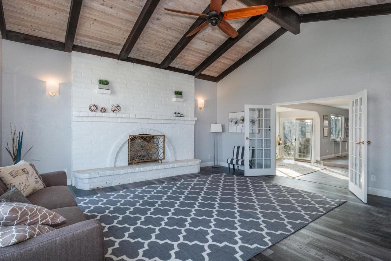 2238 Montana - Photo 1