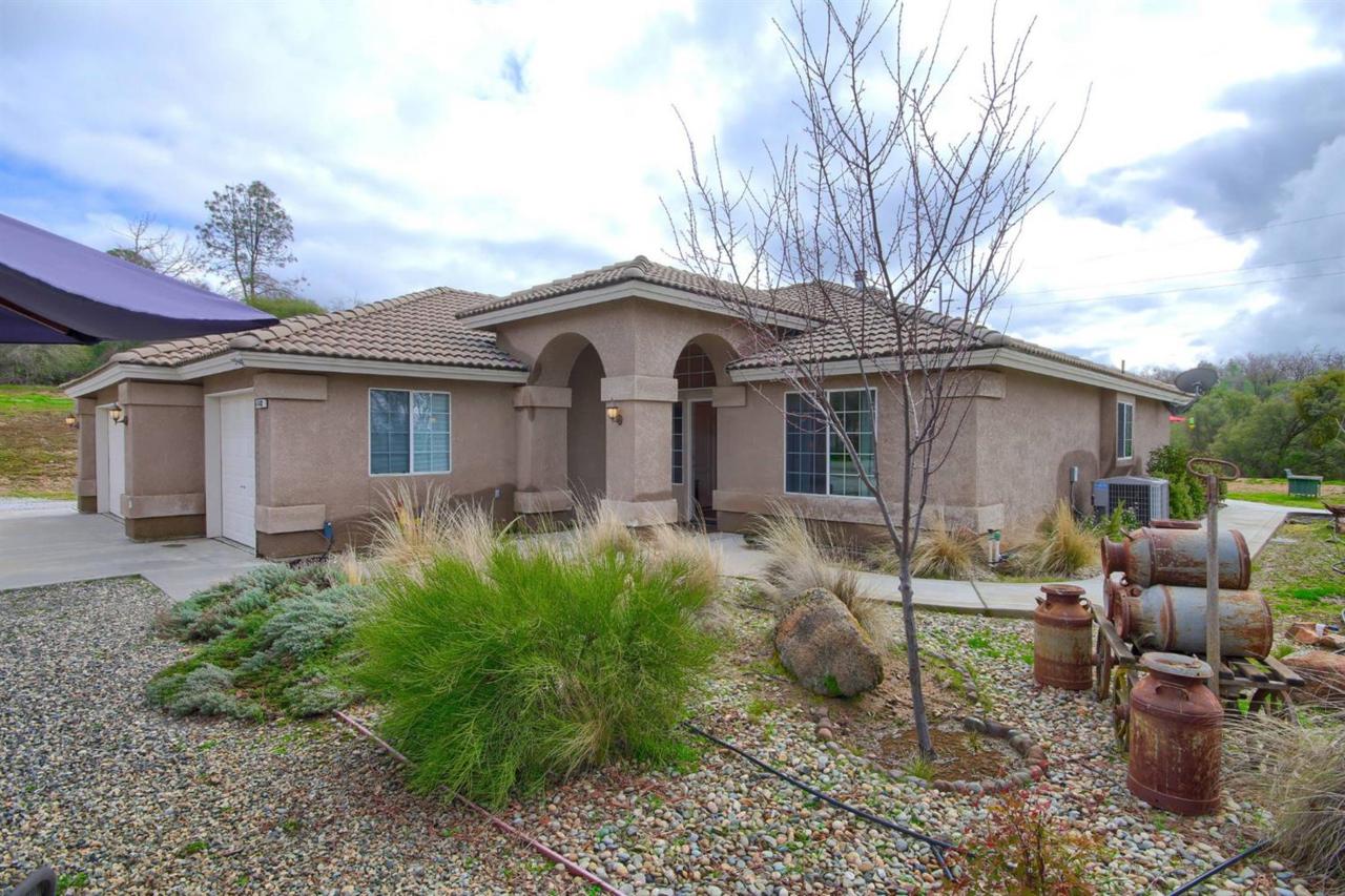 47482 Veater Ranch Road - Photo 1