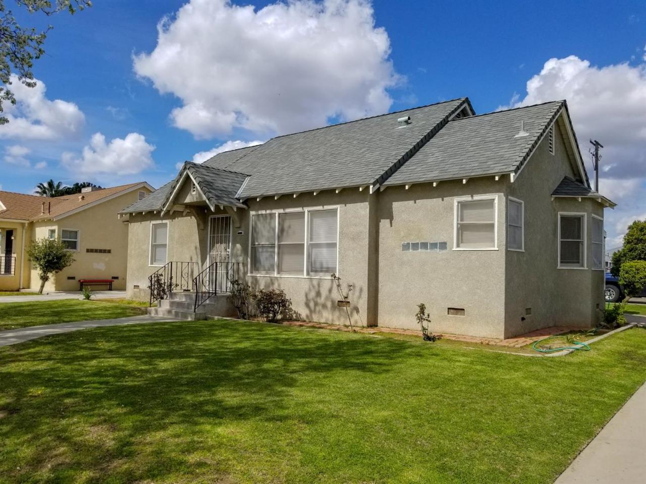 4445 Lyell Avenue - Photo 1