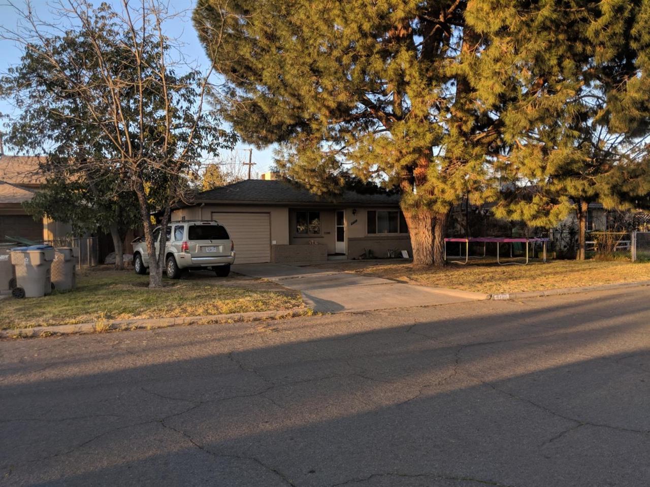 4795 Simpson Avenue - Photo 1