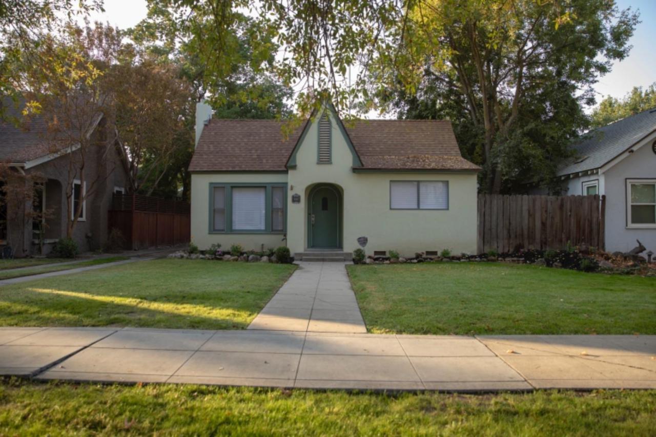 930 Vassar Avenue - Photo 1