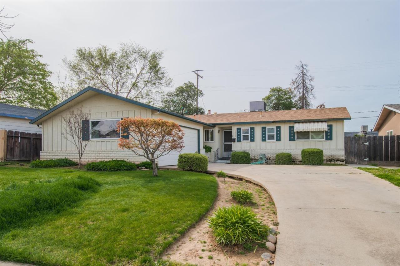1924 Portola Avenue - Photo 1