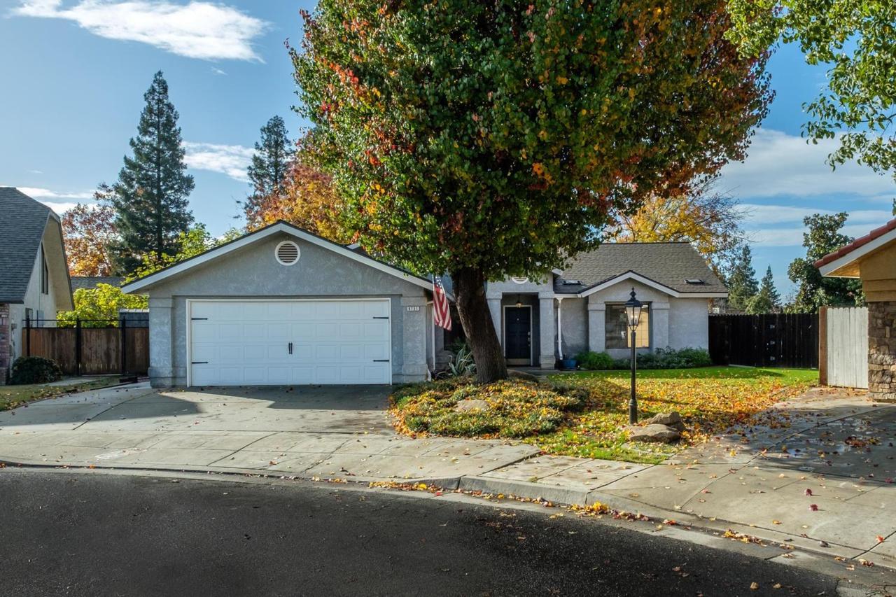 8751 Archie Avenue - Photo 1