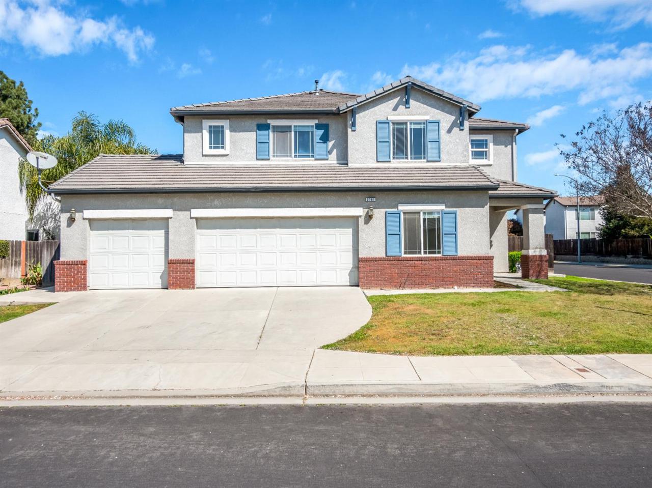 2761 Holland Avenue - Photo 1