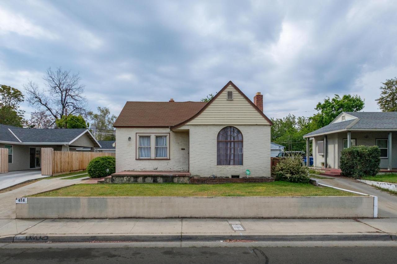 414 Clinton Avenue - Photo 1