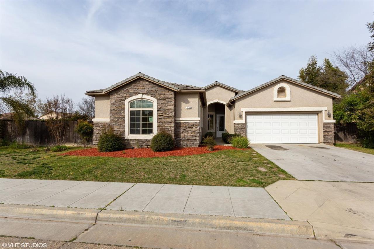 2132 Ezie Avenue - Photo 1