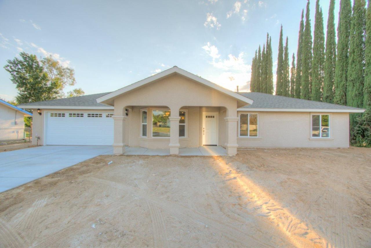 17279 El Paso Road - Photo 1