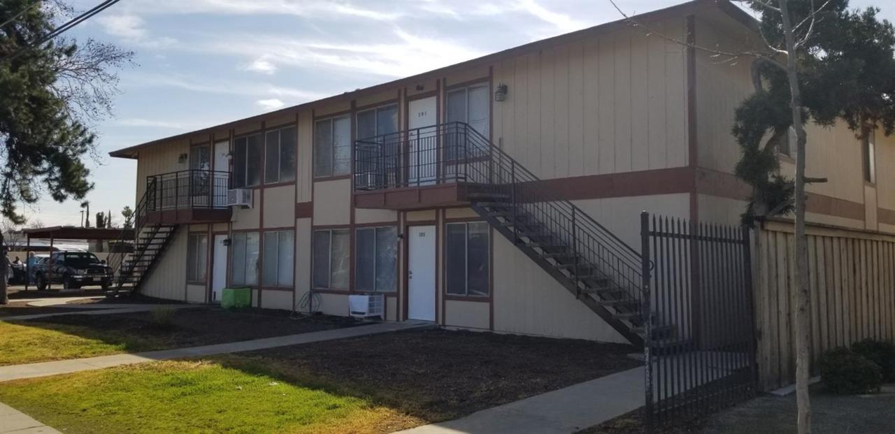 4538 Hamilton Avenue - Photo 1