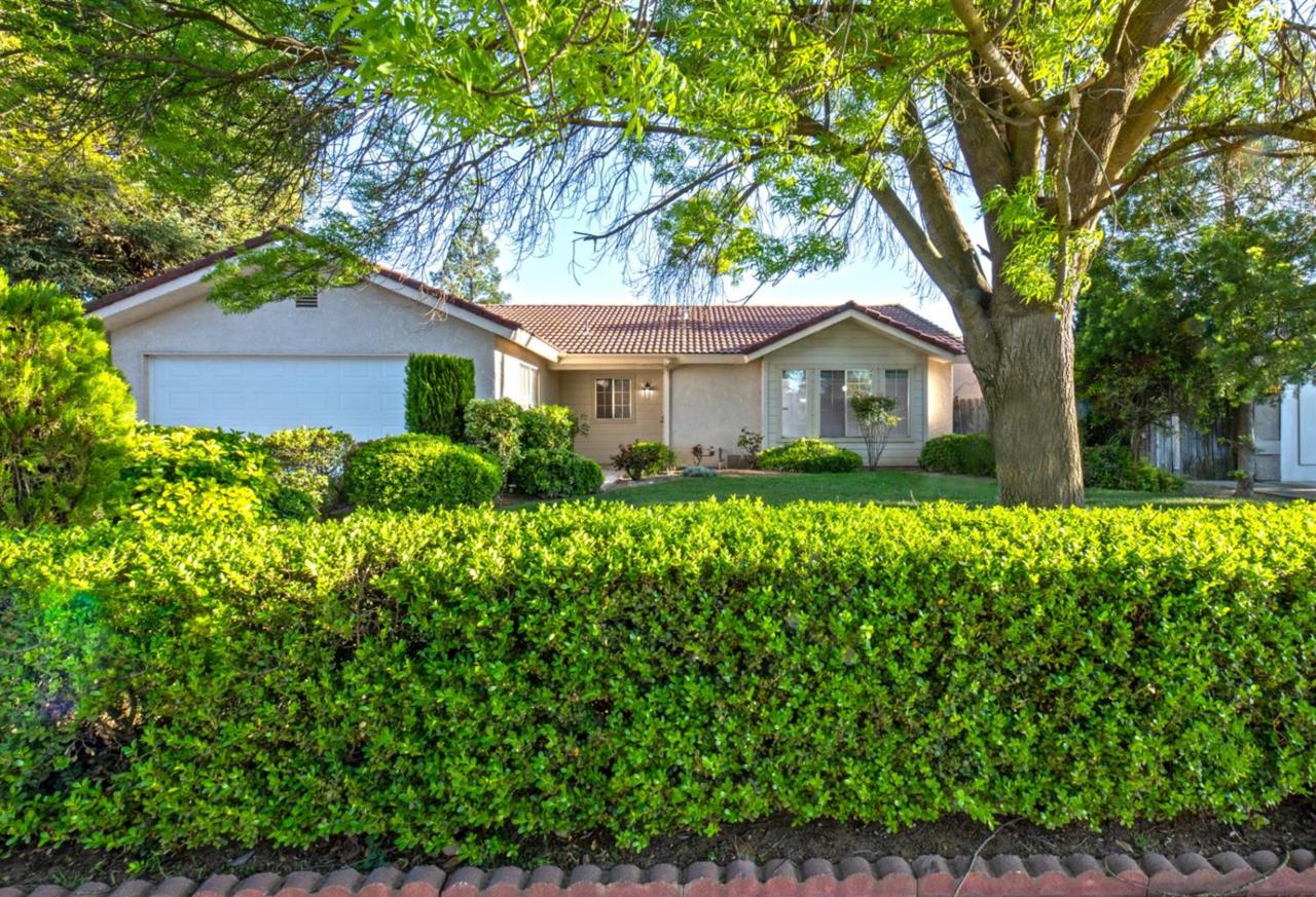 5215 Los Altos Avenue - Photo 1