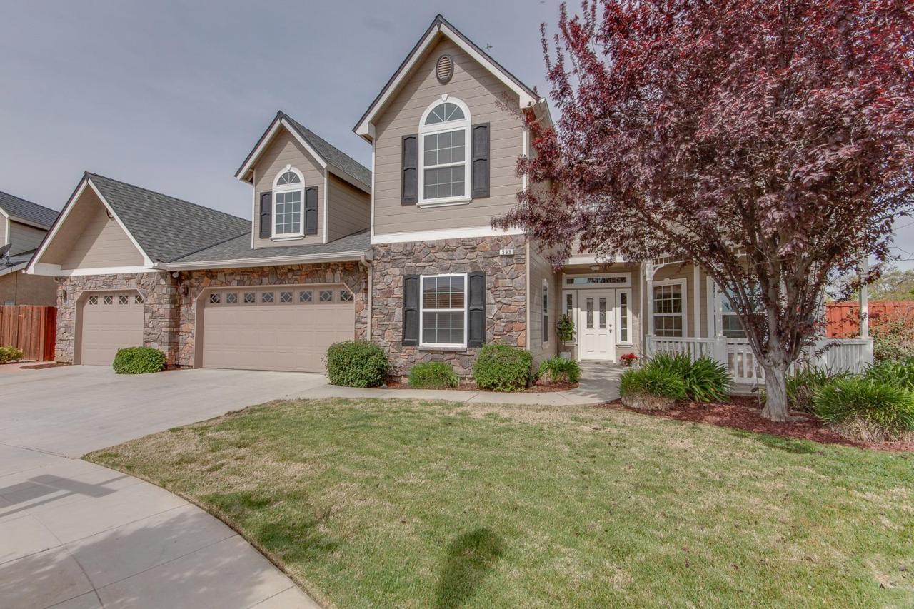 593 Prescott Avenue - Photo 1