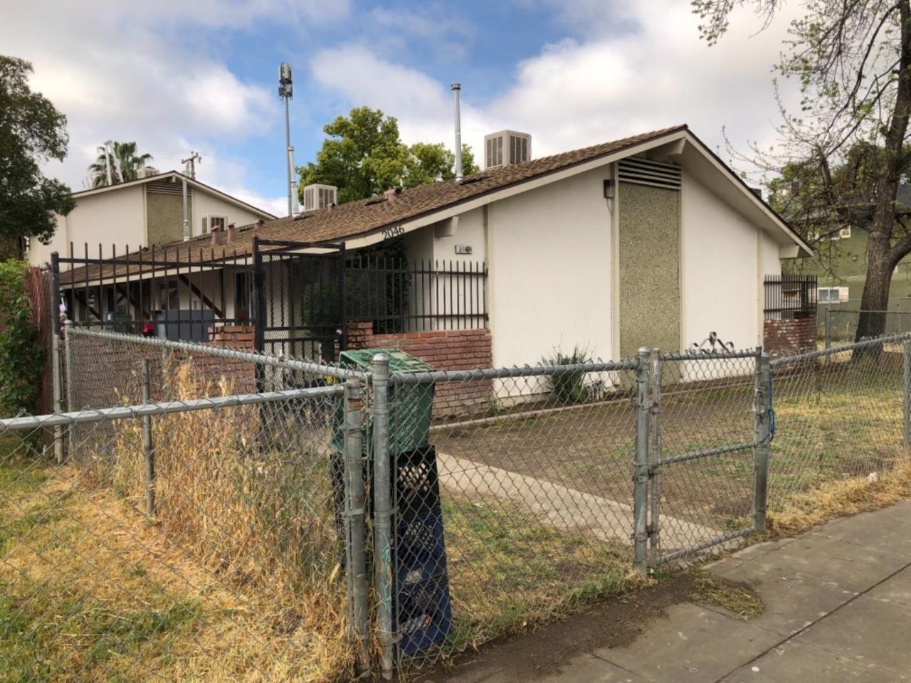 2046 White Avenue - Photo 1