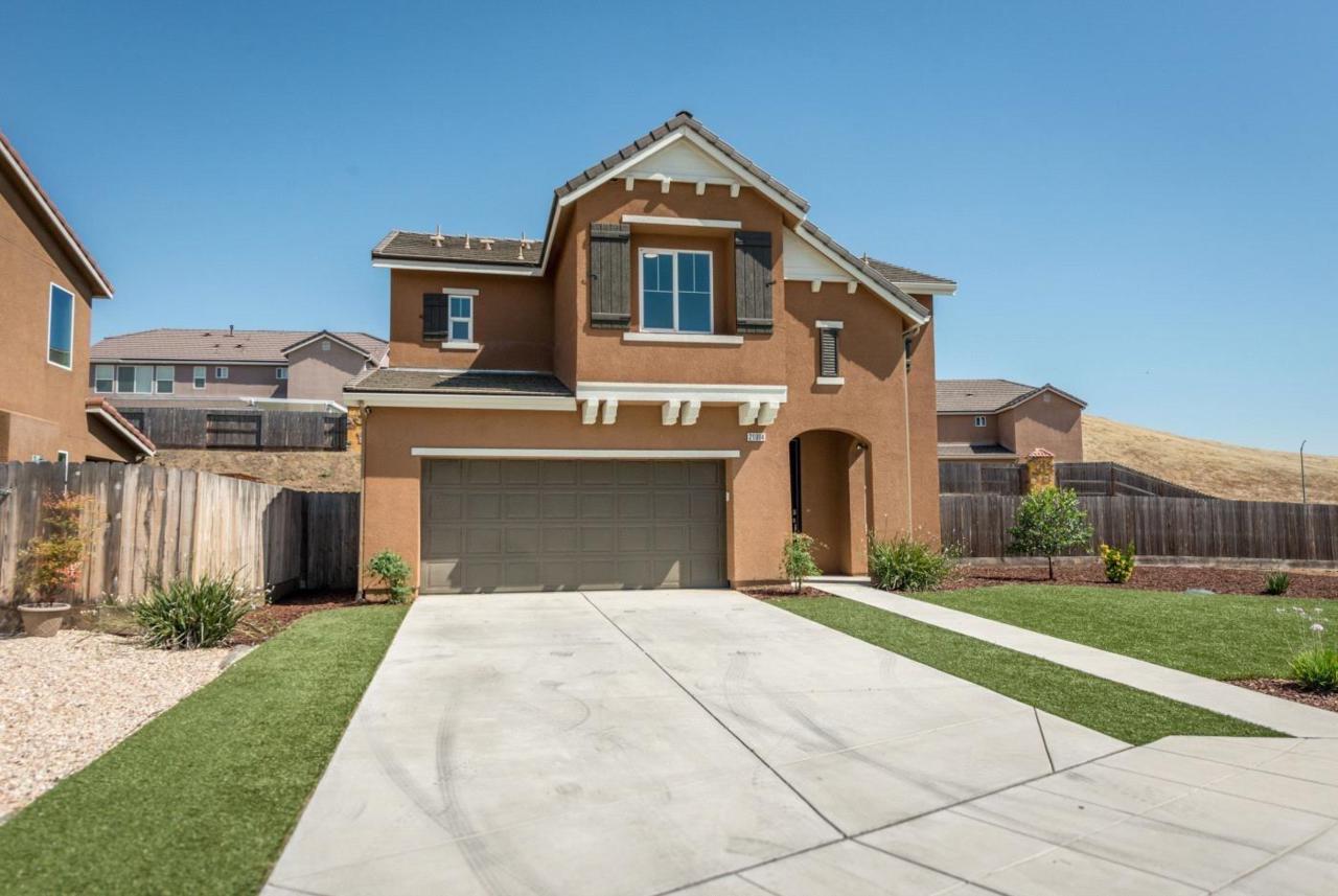 21004 Lago Bello Lane - Photo 1