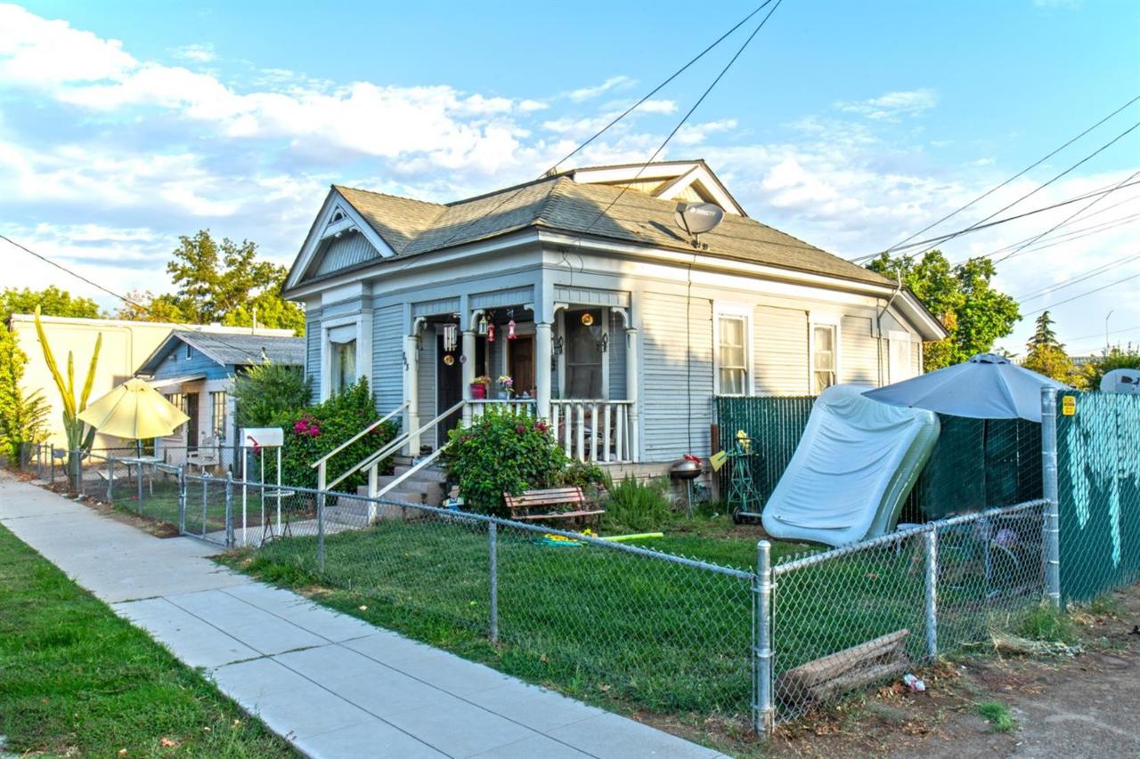 719-723 Nevada Avenue - Photo 1