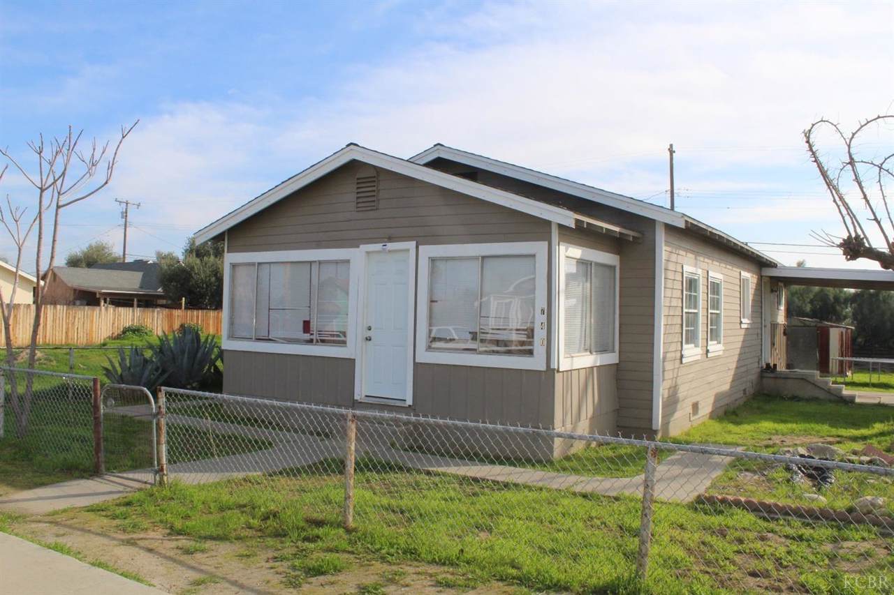 740 Shasta Street - Photo 1