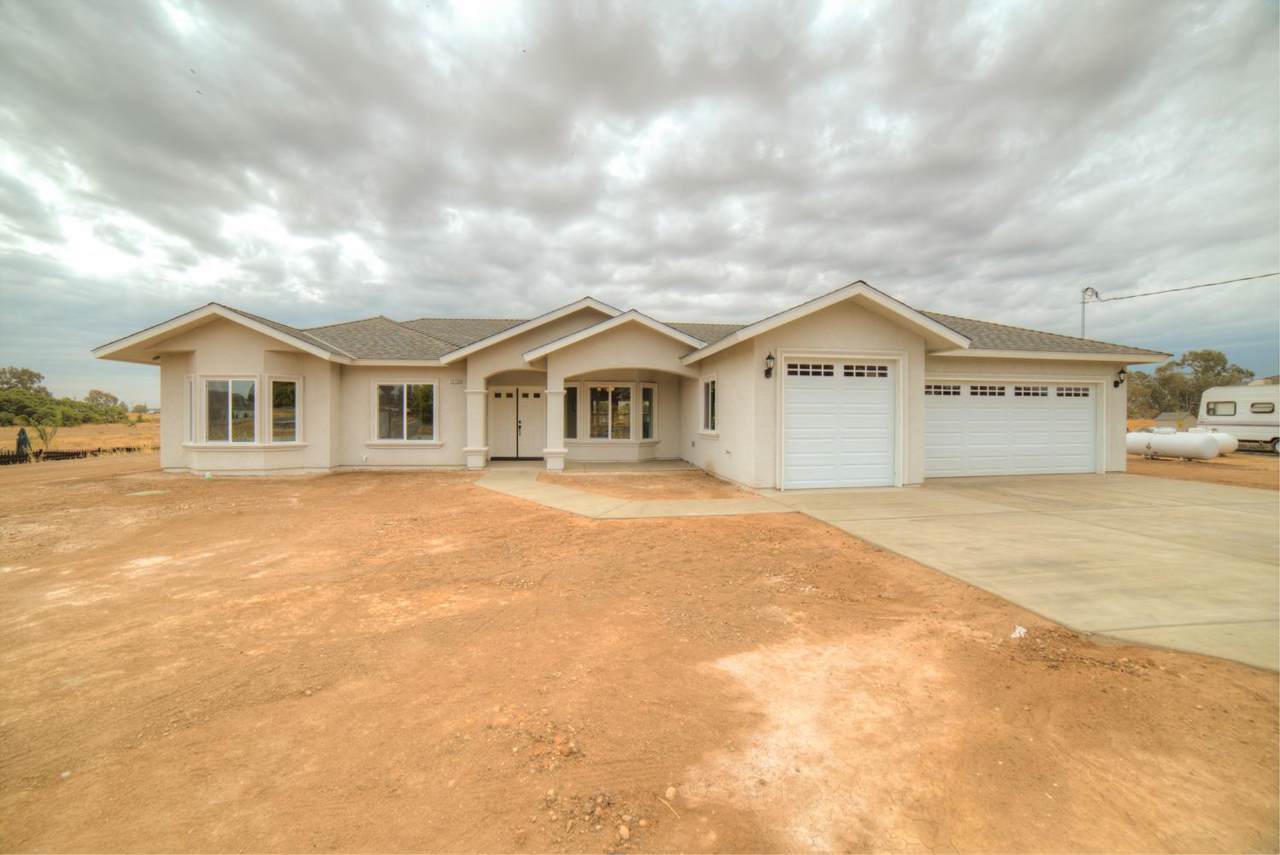 29537 Avenue 22 - Photo 1