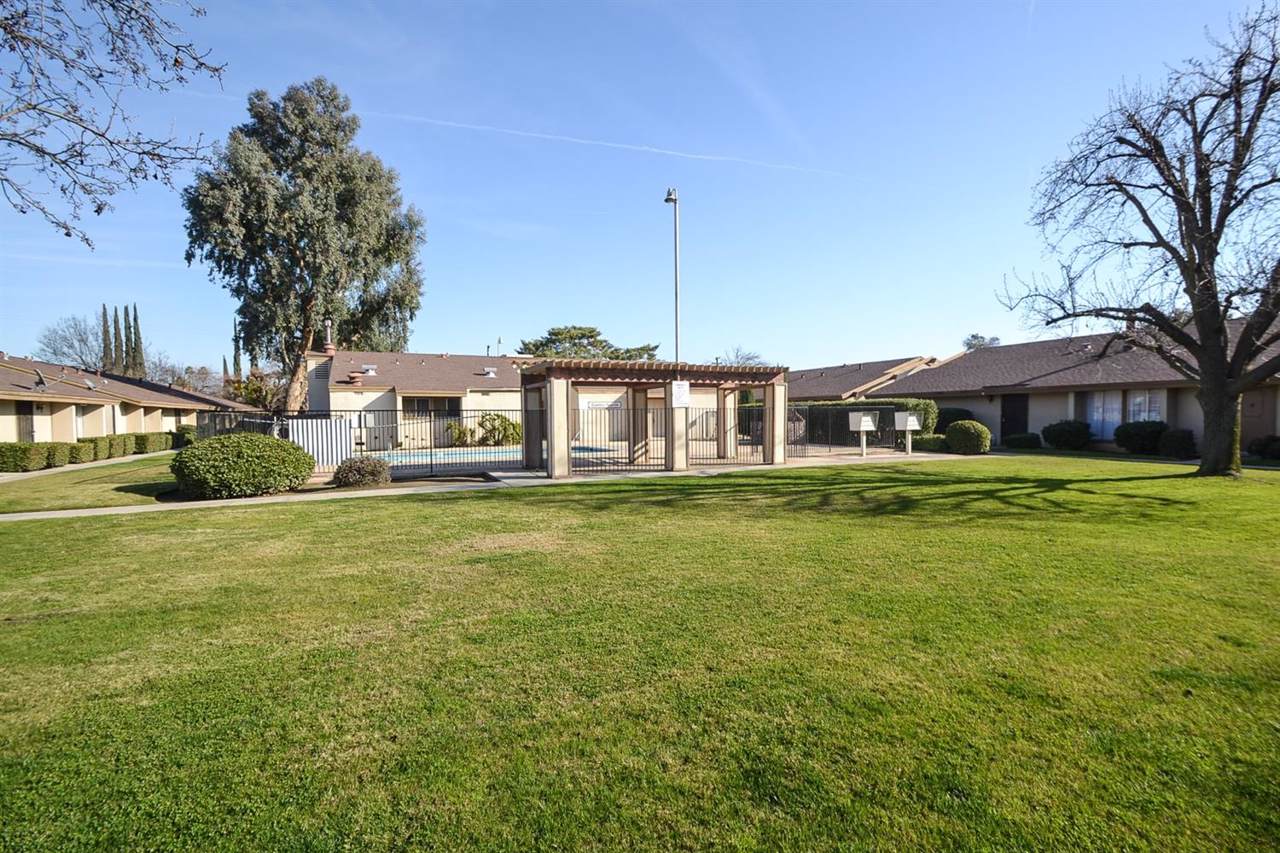 4654 Chestnut Avenue - Photo 1