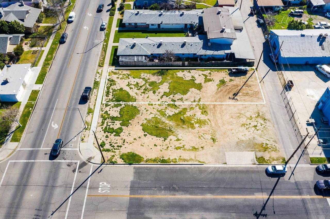 324 D Street - Photo 1