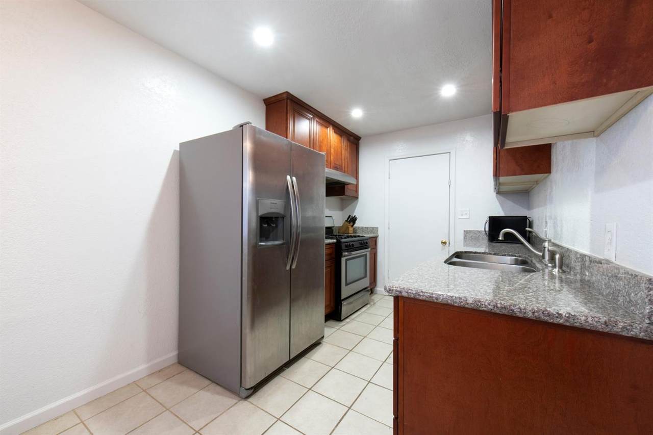 5982 Dayton Avenue - Photo 1