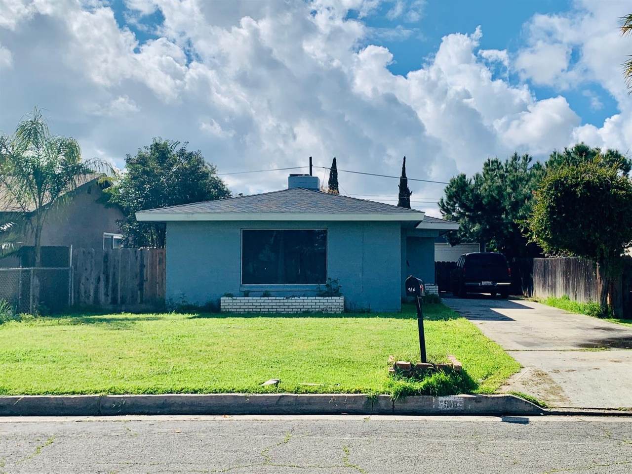 916 Garfield Avenue - Photo 1