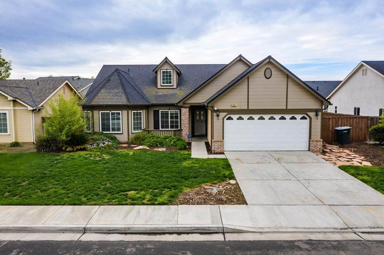 1615 Vineyard Place - Photo 1