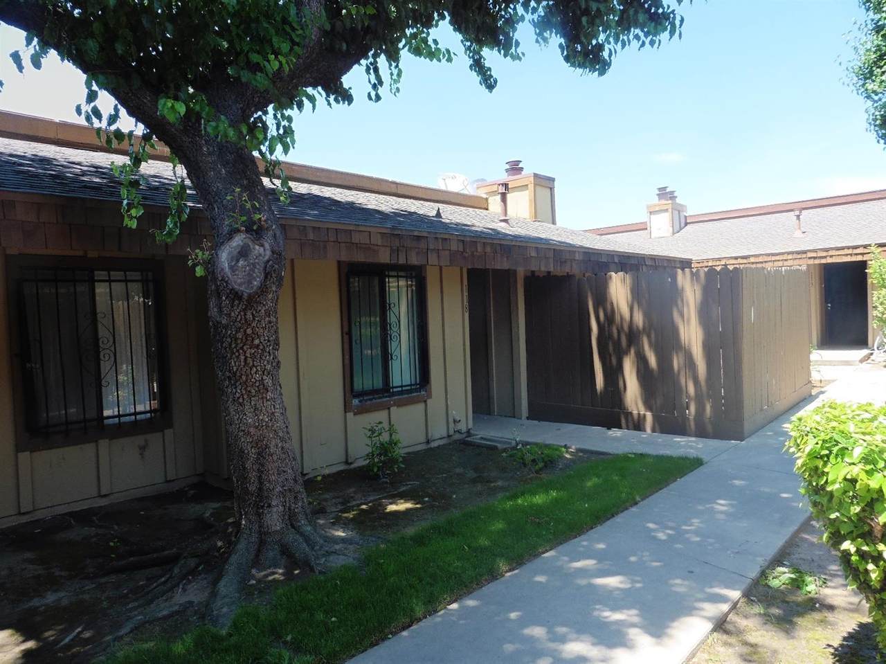 1221 Peach Avenue - Photo 1
