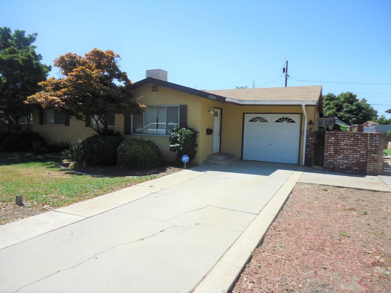 1355 Rose Avenue - Photo 1