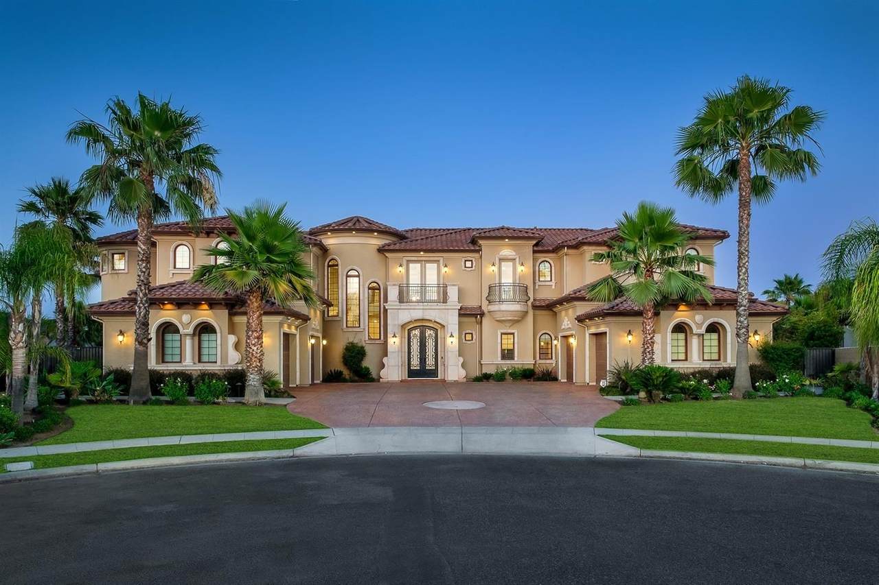 2091 Sawgrass Avenue - Photo 1