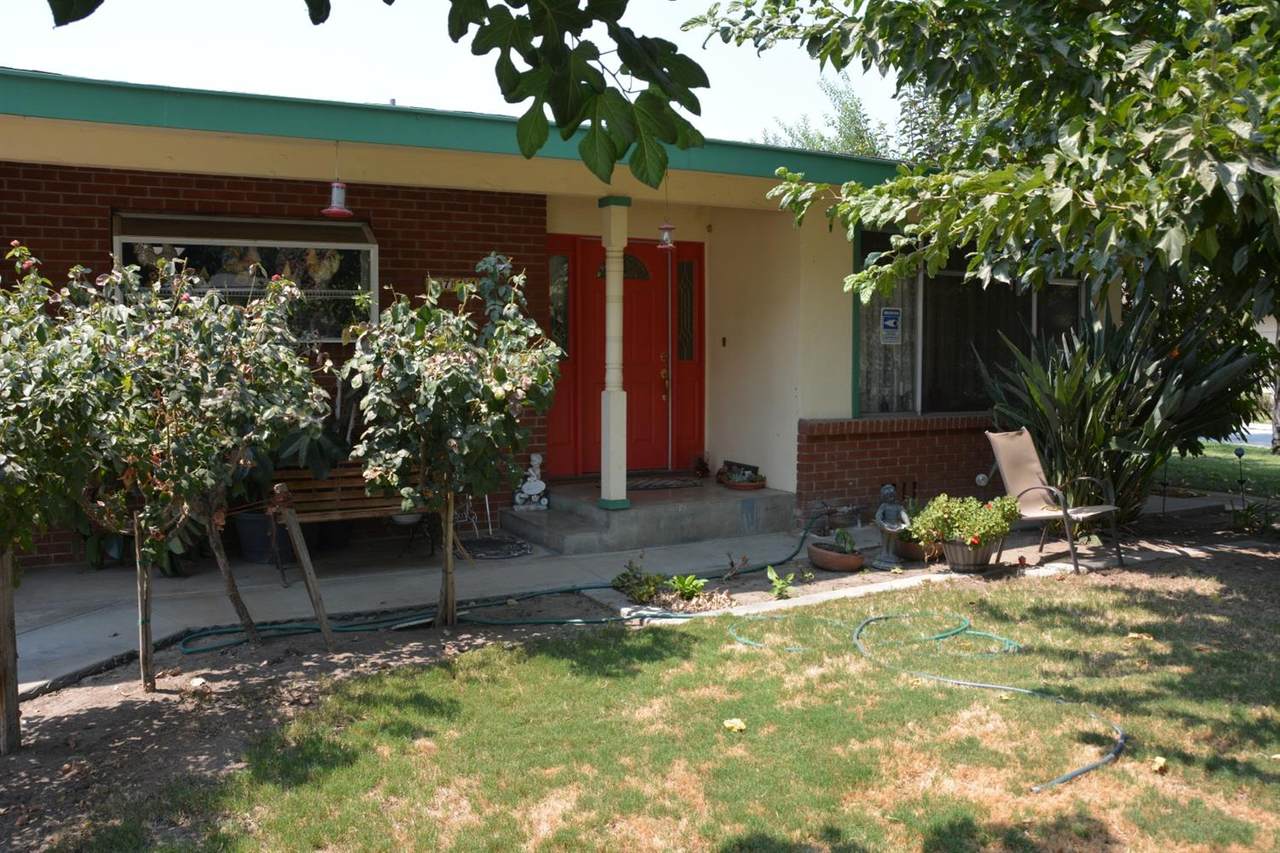 2711 Watson - Photo 1