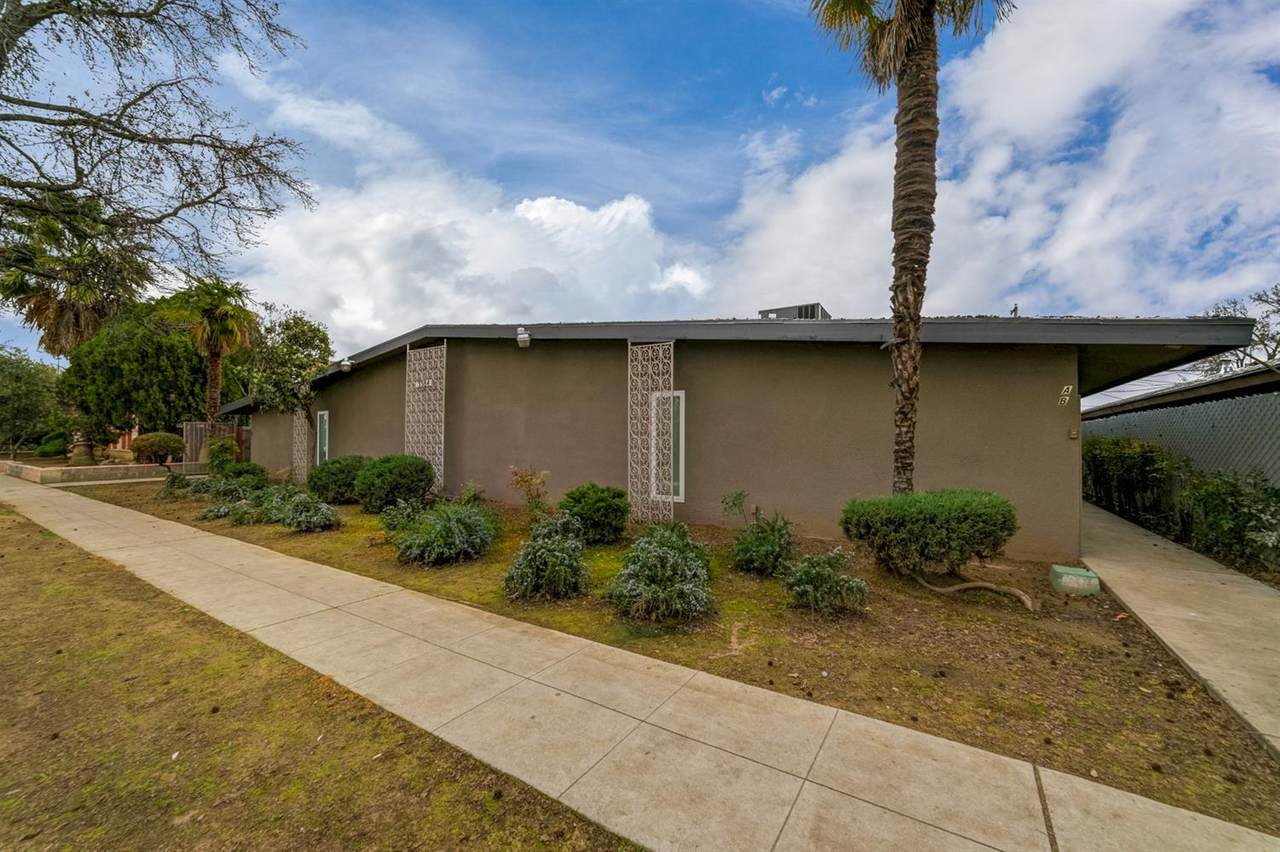 3384 Sierra Madre Avenue - Photo 1
