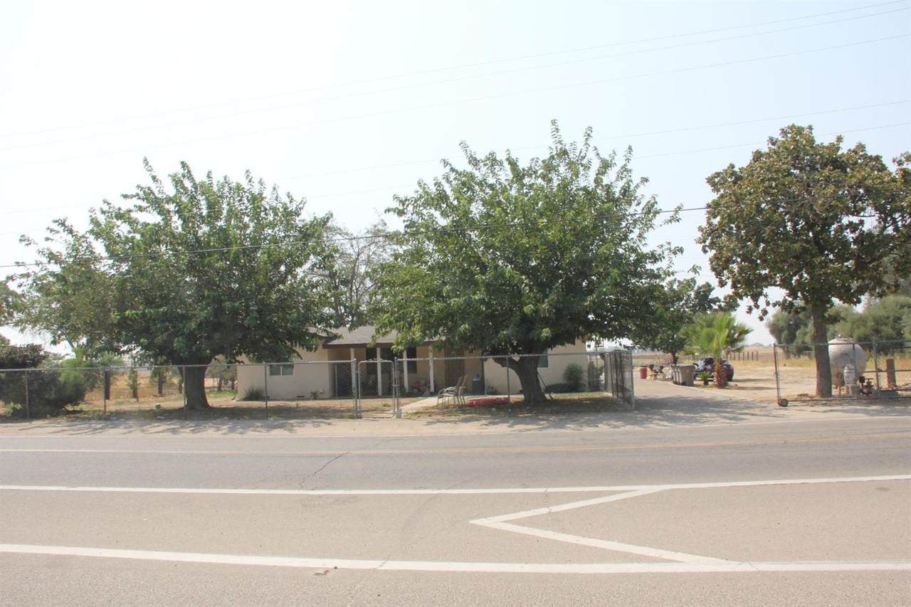 4705 Hayes Avenue - Photo 1