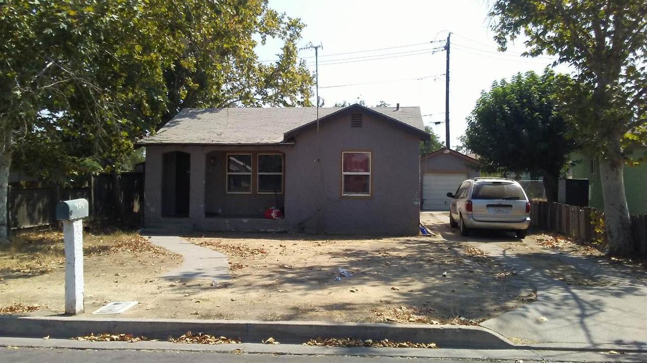 904 Lincoln Avenue - Photo 1