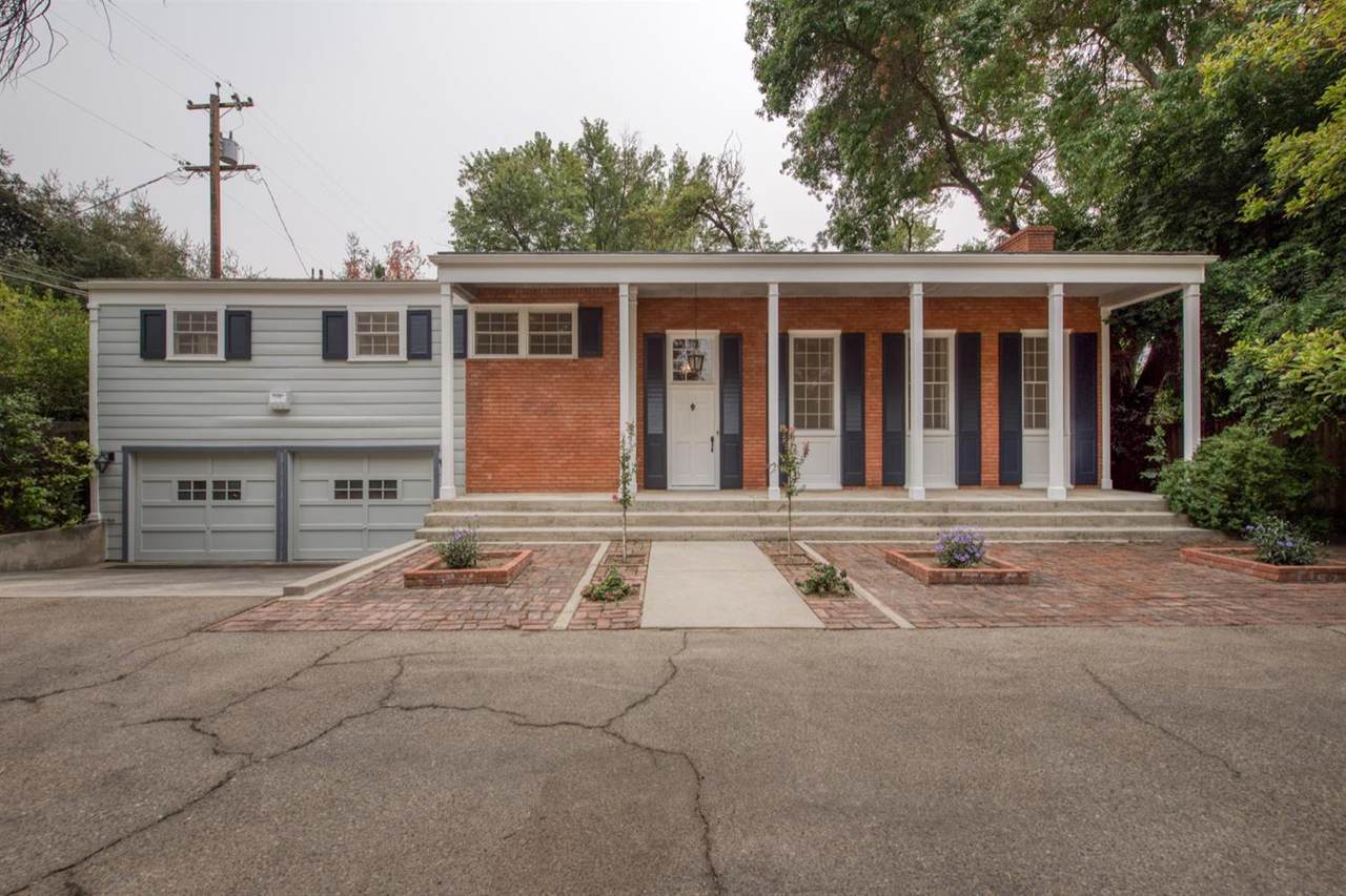 336 Rialto Avenue - Photo 1
