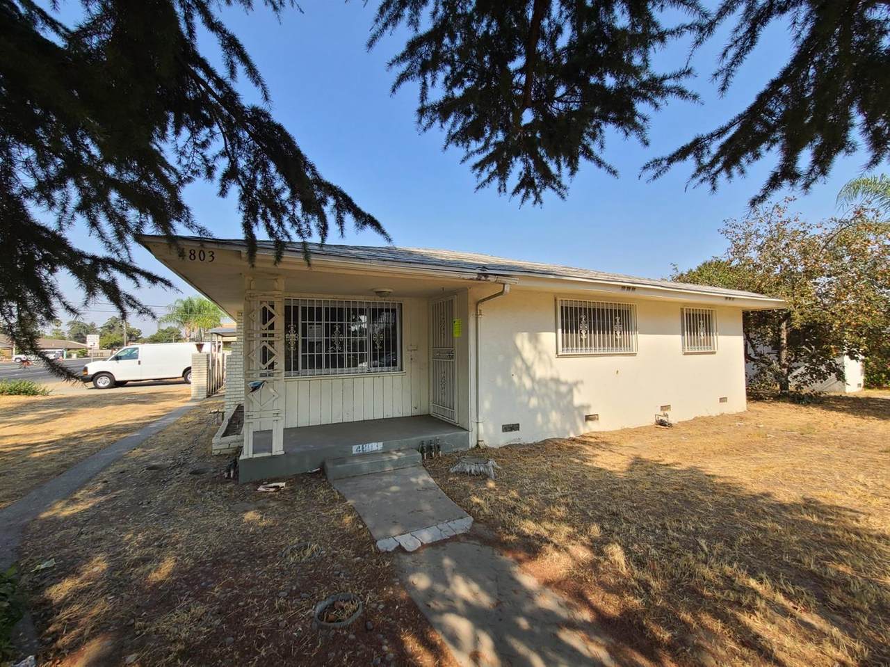 4803 Simpson Avenue - Photo 1