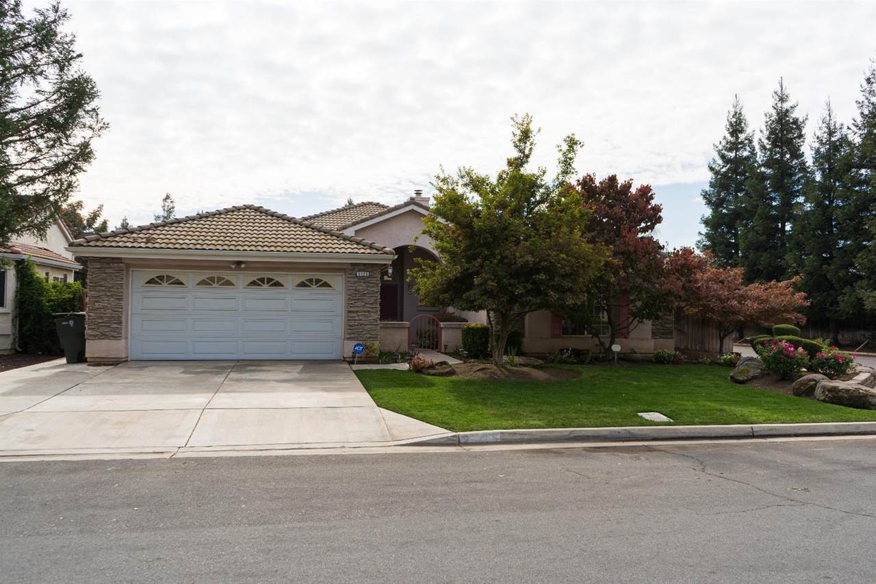 5125 Cromwell Avenue - Photo 1