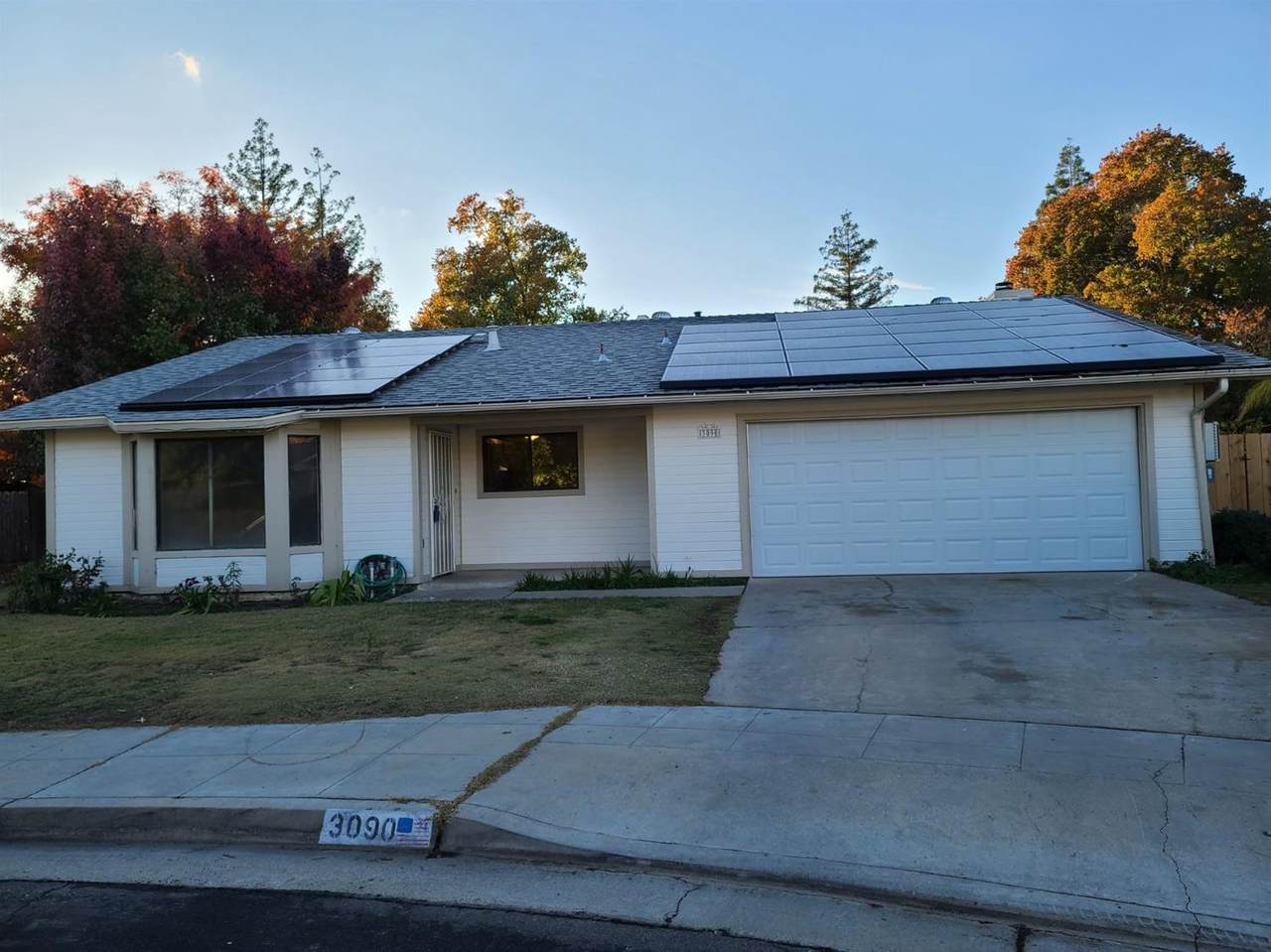 3090 Bundy Avenue - Photo 1