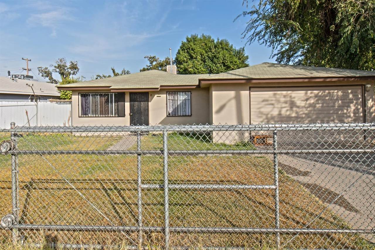 2721 Tupman Avenue - Photo 1