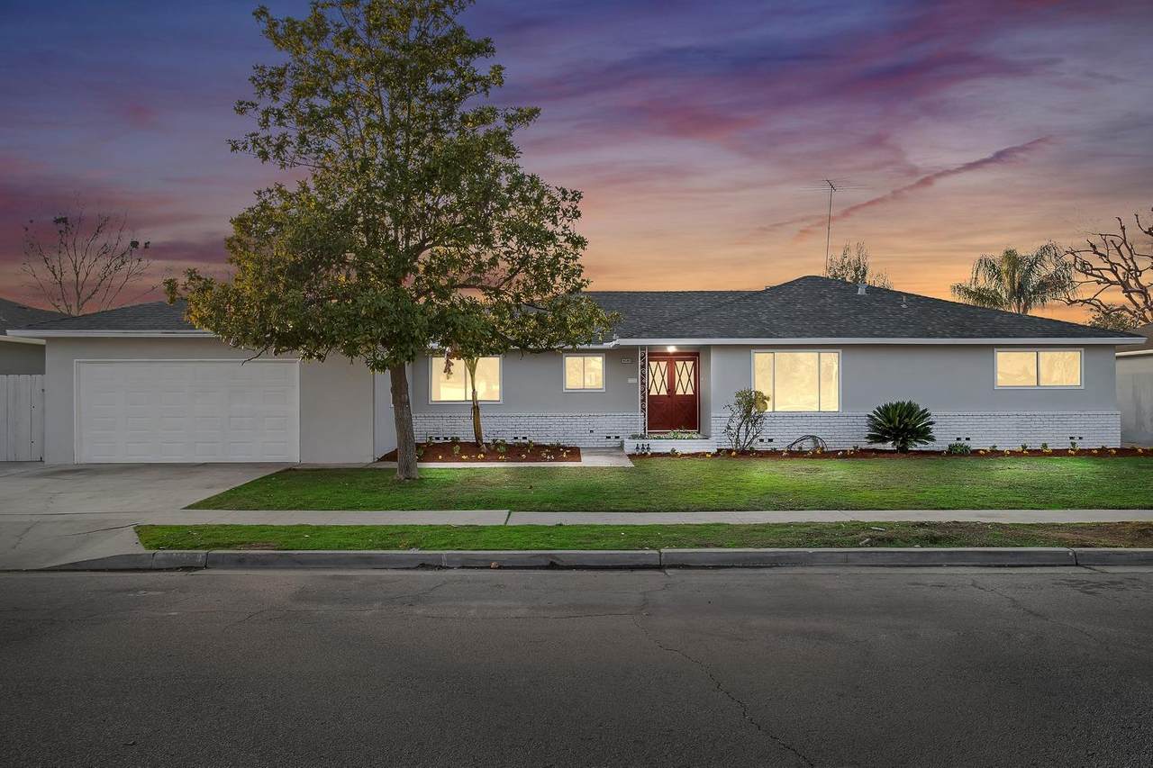 6185 Millbrook Avenue - Photo 1