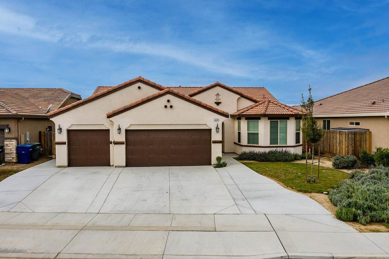 3234 Glacier Way - Photo 1