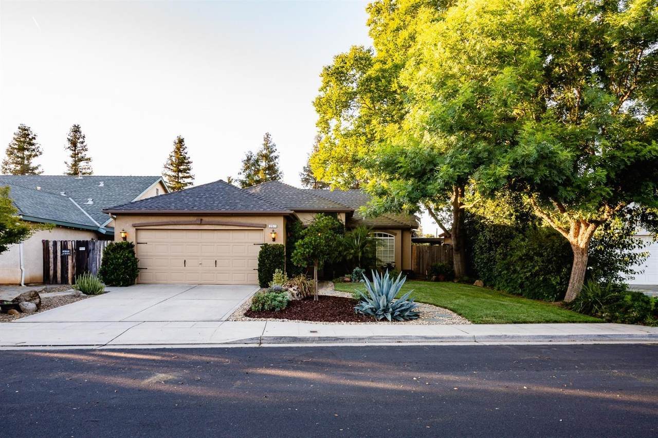 251 Chennault Avenue - Photo 1