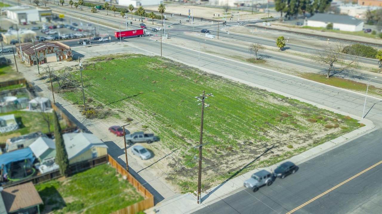 111 Merced Street - Photo 1