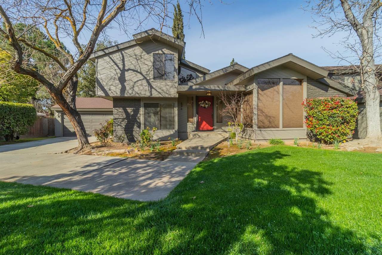 596 Barstow Avenue - Photo 1