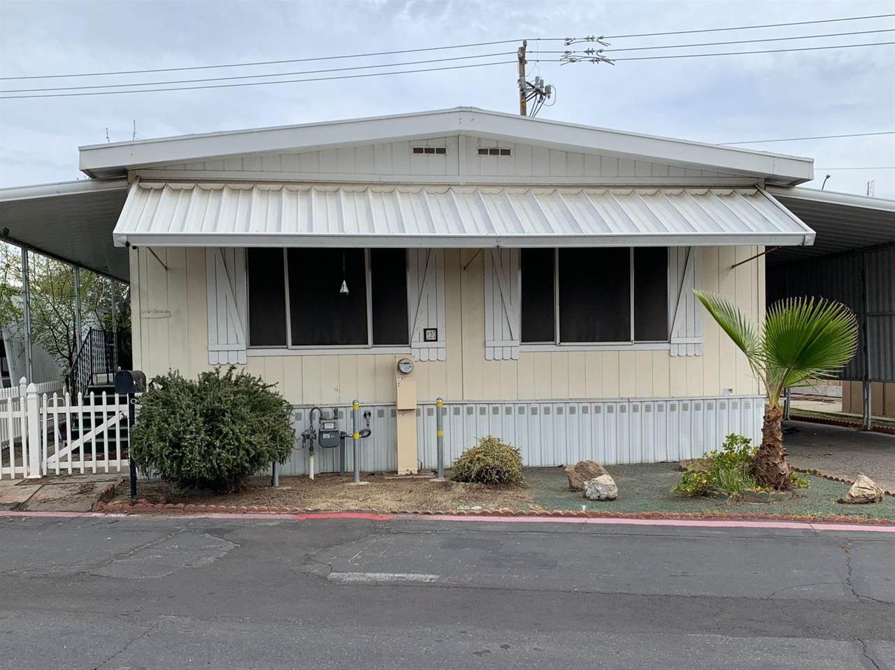 1724 Minnewawa - Photo 1