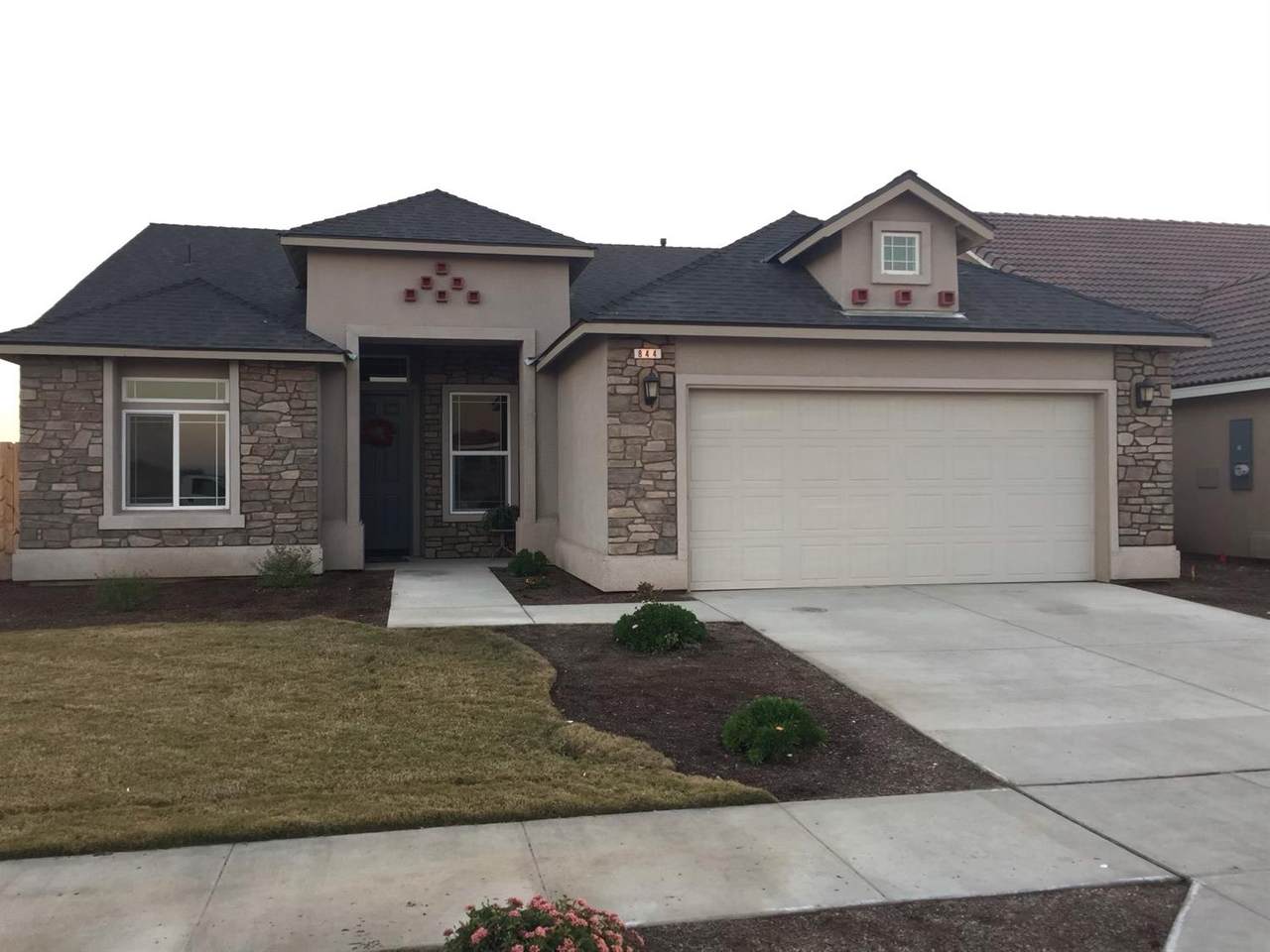 844 Lingonberry Street - Photo 1
