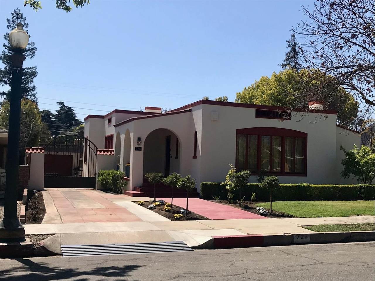 726 Normal Avenue - Photo 1