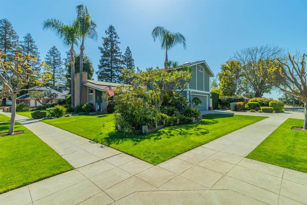 5284 Hamilton Avenue - Photo 1