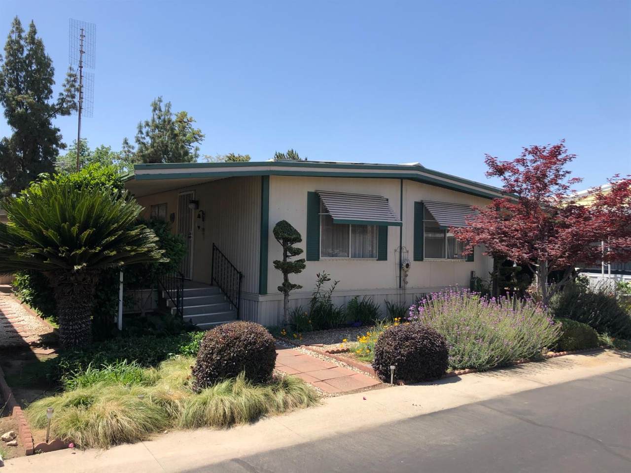 581 Crawford - Photo 1