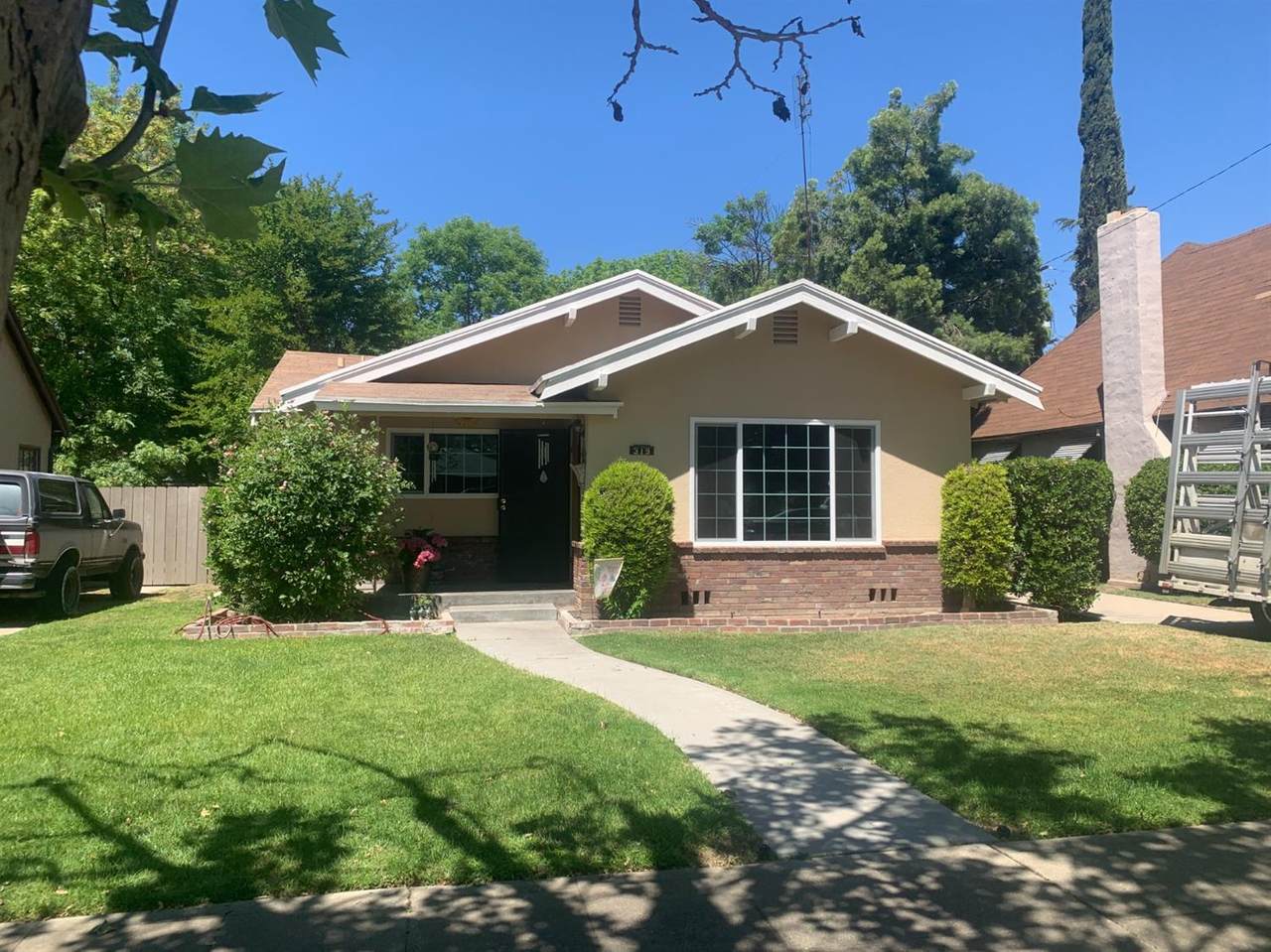319 Cornell Avenue - Photo 1